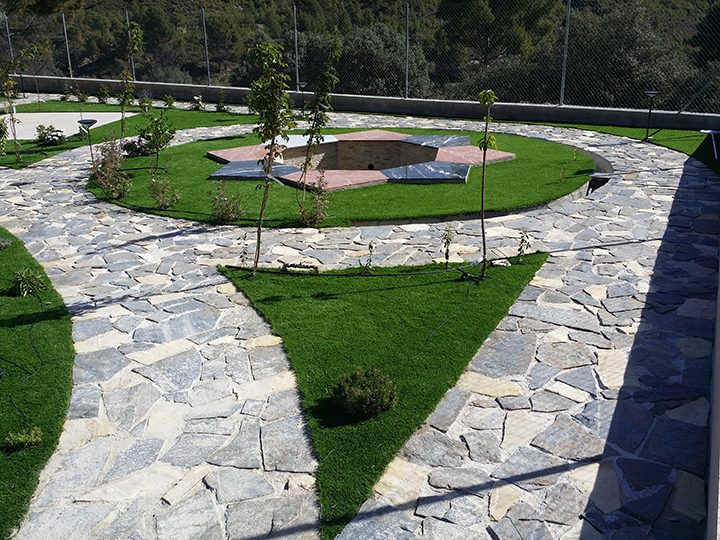 Fuente AHORA by Ernesto Oñate